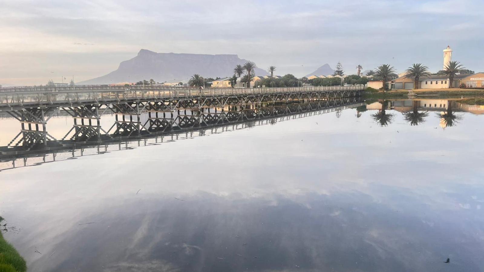 Lagoon Lodge Cape Town Exterior photo